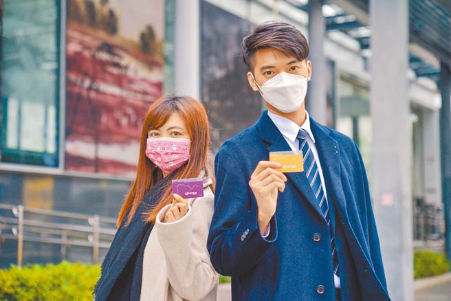 桃捷公司針對通勤上班族及學生再推定期票優惠。（桃捷提供／呂筱蟬桃園傳真）