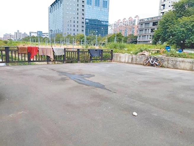 新北市土城區頂埔里、日和里、長風里、延壽里有多筆農田水利署的土地，占地面積高達1133坪，但因長期閒置，雜草叢生，土城區公所近期與中央協議，將把部分用地轉為停車場使用。（土城區公所提供／蔡雯如新北傳真）