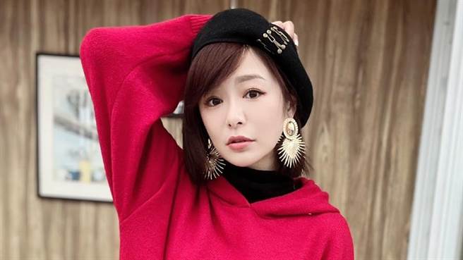 茵芙日前在脸书上分享拍片时的恐怖经歷。（图／FB@茵芙 Demi）