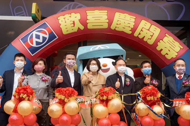 东台湾最好逛全联，5层楼高「中山旗舰店」昨（22日）开幕。（全联提供）