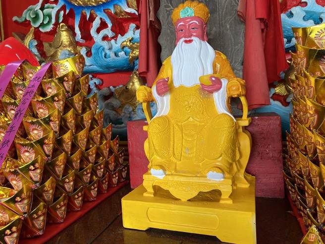 被拿走的土地公神像已有百年歷史，是地方民眾的信仰寄托。（翻摄照片／李京升苗栗传真）