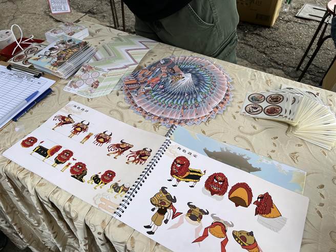 白鹿動畫針對西港刈香的特色藝陣「白鶴陣」、「金獅陣」、「牛犁歌陣」設計3D動畫角色人物。（張毓翎攝）