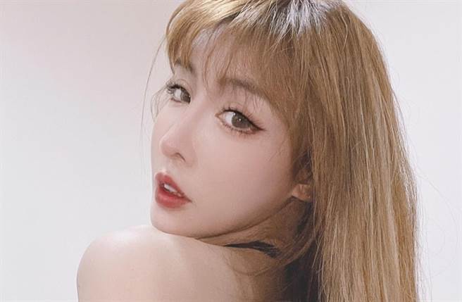 雪碧建议青青之后好好做人妻，再改走亲子路线。（图／翻摄自脸书）