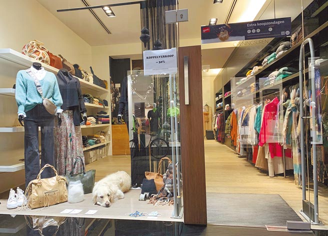 物价大涨薪资不涨图╱美联社