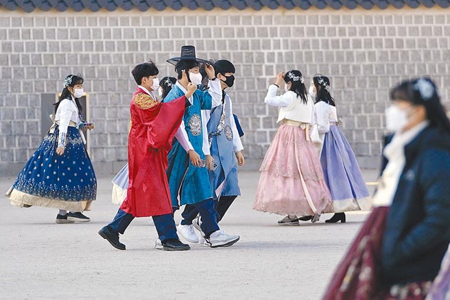 当防疫侵犯基本权利图╱美联社