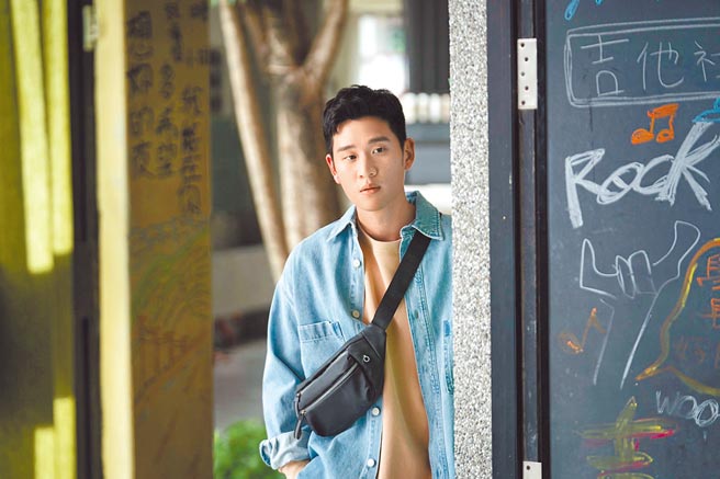 周兴哲为新片打造主题曲〈想知道你在想什么〉。（华映娱乐提供）