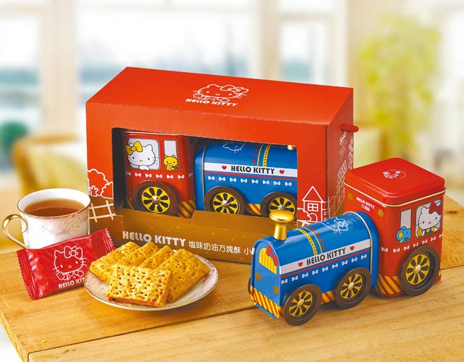 全家Hello Kitty塩味奶油方块酥小火车礼盒，395元。（全家提供）