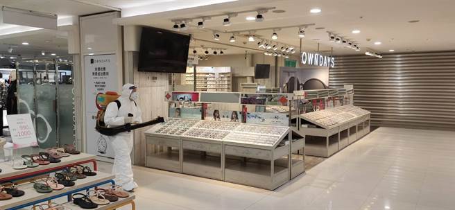 汉神指出，两馆强化防疫措施，从即日起每日闭店后大消毒，营业时间也进行不间断清洁杀菌。（汉神提供）