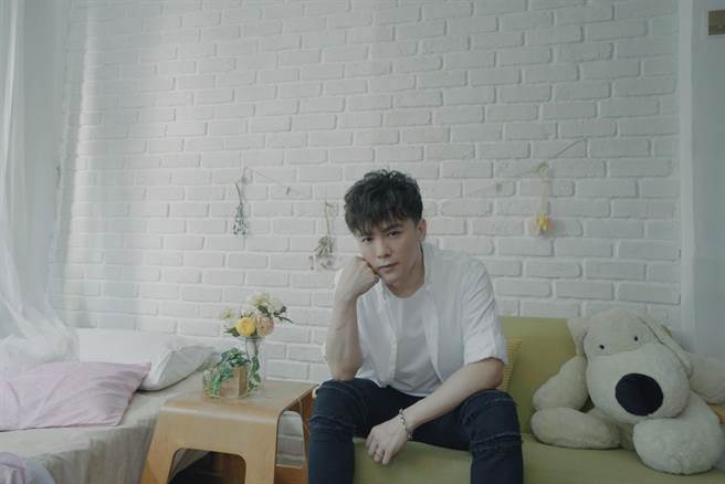 金志遥自嘲「牛郎脸」。（AMM亚洲心动娱乐提供）