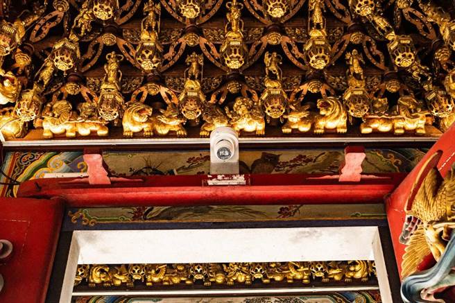 宫庙防疫再进化，云林县北港武德宫引进「AI影像分析系统」严控人流。（武德宫提供／张朝欣云林传真）