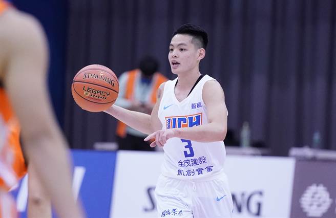 健行科大谷毛唯嘉伤后復出，本季首度上场拿11分、6篮板、4助攻。(大专体总提供)