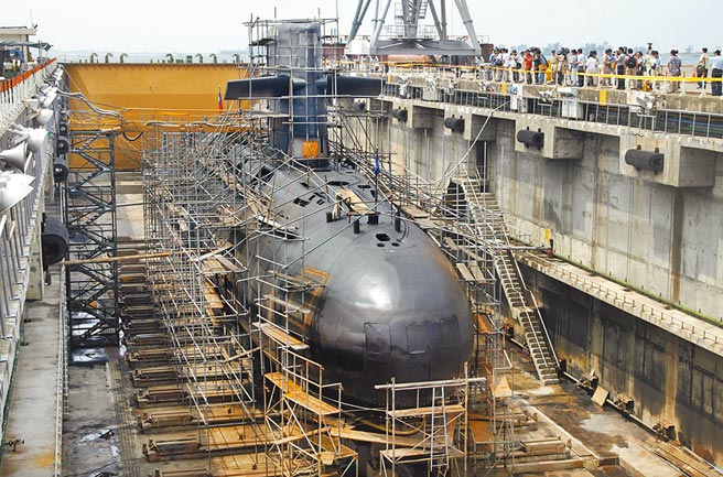 海龙潜舰曾于2005年进行年度大修。（姚志平摄）