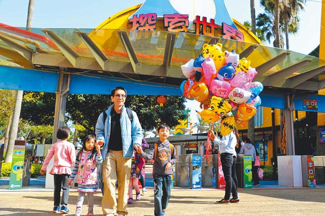 春節出遊爸媽省荷包！12歲以下麗寶樂園免費玩。（麗寶樂園渡假區提供）