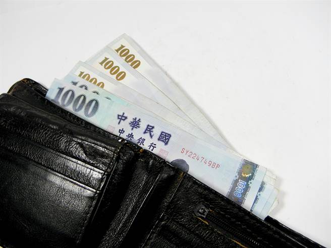 12生肖若想要增旺财运，建议可选择对应自己五行顏色的钱包。（示意图／shutterstock）
