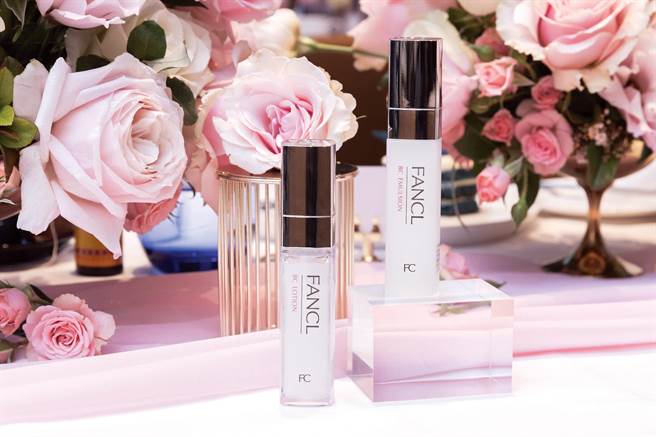 FANCL逆龄赋活肌底液＋乳液。（FANCL提供） 