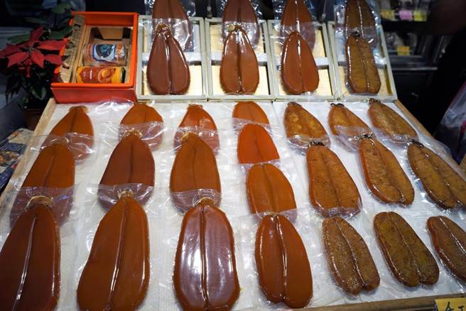 高雄一名女子到市場問魚販「蝦米多少錢」沒買，卻偷走2片烏魚子，被依竊盜罪嫌送辦。（示意圖，達志影像/shutterstock）