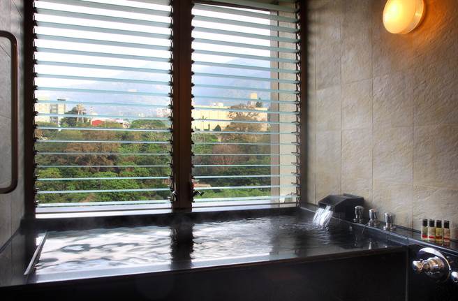 日胜生加贺屋双人汤屋。（日胜生加贺屋提供） 