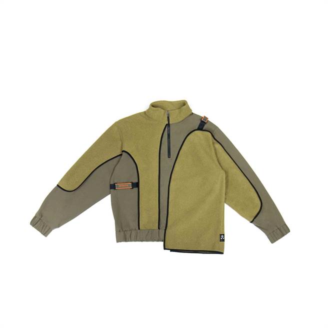 WEAVISM织本主义牡蛎绒不规则解构上衣-雾绿，4980元。（WEAVISM织本主义提供）