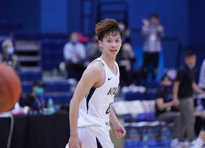 陳宏恩延長賽挺身而出拿8分，助台藝大晉級UBA男一級8強。(大專體總提供)