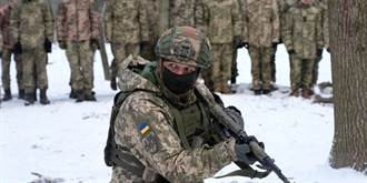 不揹「見死不救」罵名 德國支援烏克蘭5千頂頭盔