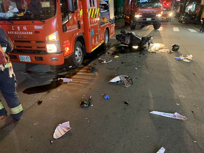 消防車趕赴火場，16歲少年無視警笛，高速攔腰撞昏迷。(民眾提供)