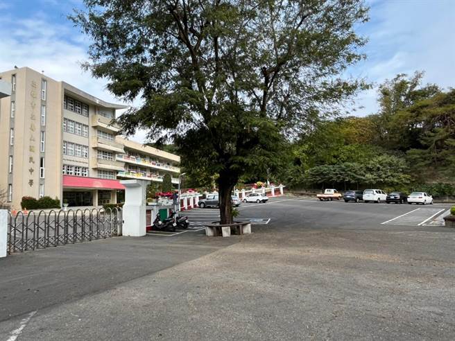 初一至初五將開放壽山國民中學停車。（高雄市府交通局提供／洪靖宜高雄傳真）
