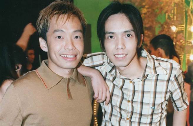 小炳当年与哥哥大炳一同闯荡演艺圈。（图／中时资料照）