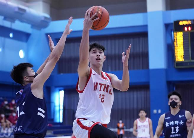 林信宽30分刷新UBA个人得分生涯新高，助台师晋级8强。(大专体总提供)