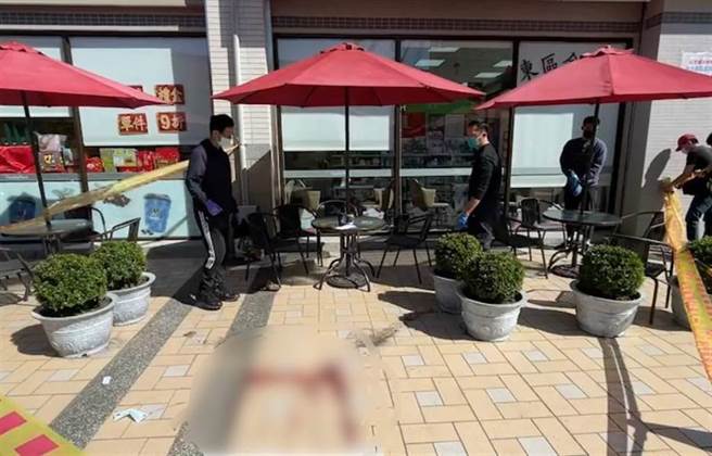 台中東區26日發生男子在超商連開2槍的驚悚殺人案，據悉槍手是死者的小弟，因長期遭對方壓榨又有金錢糾紛，才會約到超商座位區談判。（民眾提供）
