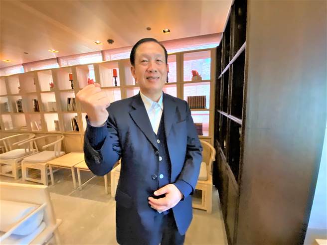 全国商业总会主席赖正镒指出，去年全台推案量达1.83兆元，年增11％，今年受政府打房政策影响，预估总推案量将缩小20％，呈现「量缩、价微扬」格局」。（卢金足摄）