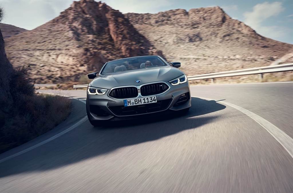 BMW推出幾乎沒變的小改款8 Series，全系列標配M Sport套件(圖/CarStuff)