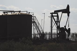 打擊高油價 美再釋1,340萬桶戰略儲油 去年11月來第二大規模