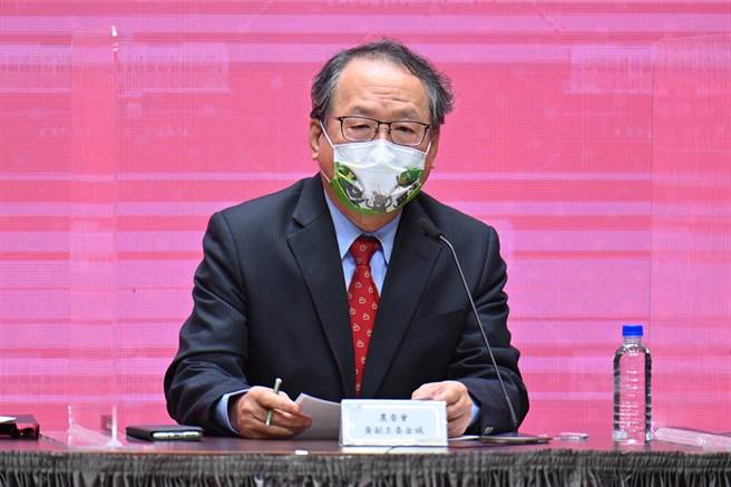 因應近期鬧蛋荒，農委會副主委黃金城今表示，將啟動南蛋北送，並從澳洲、美國進口雞蛋，因應蛋源不足。（行政院提供）