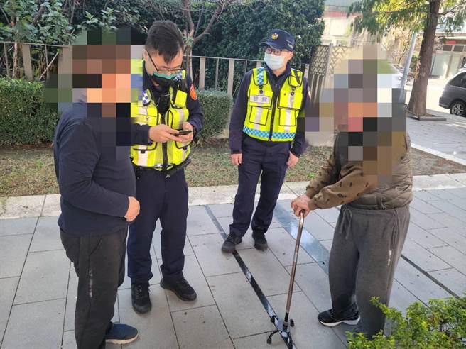 家屬向員警表示，因為疫情緣故未計畫返鄉，遂將長輩接上來過節，因老翁對附近環境不甚熟悉，才發生迷路的插曲。（警方提供）