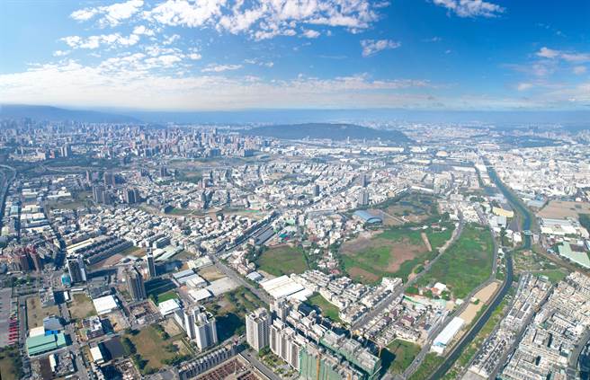 高雄市第100期市地重划区暨草潭埤滞洪池工程27日动土，预计两年完工，届时将成为仁武区主要核心发展区域。（高市地政局提供／袁庭尧高雄传真）