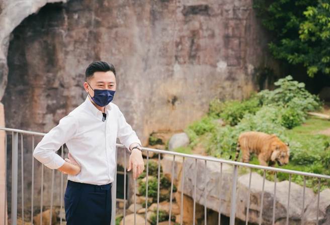 新竹市立動物園、台灣昆蟲館不打烊，初一就開園迎虎年，市長林智堅邀請大家來走春、尋虎。（陳育賢攝）