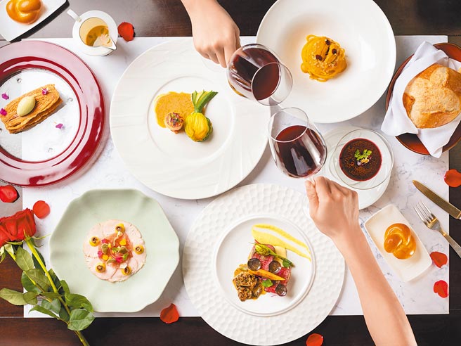 台北文华东方酒店获米其林餐盘推荐的Bencotto义大利餐厅推出情人节套餐，让饕客品尝奢华佳肴。（台北文华东方酒店提供） 饮酒过量有害健康