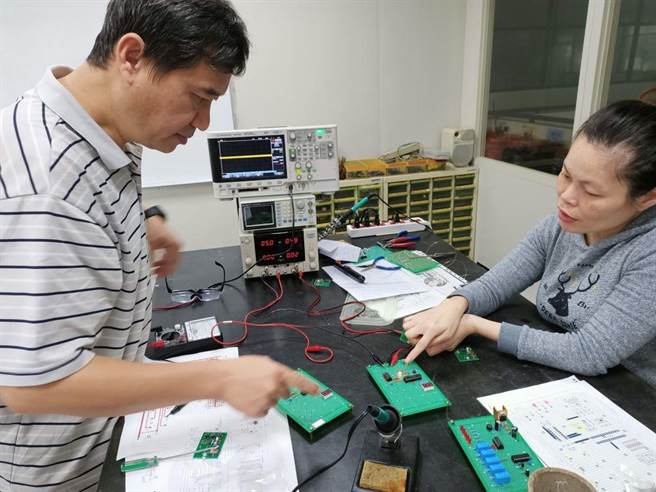 为提升民眾就业技能，劳动部今年拟开办382班免费的失业者职业训练课程，提供9599个训练机会。（发展署提供／林良齐台北传真）