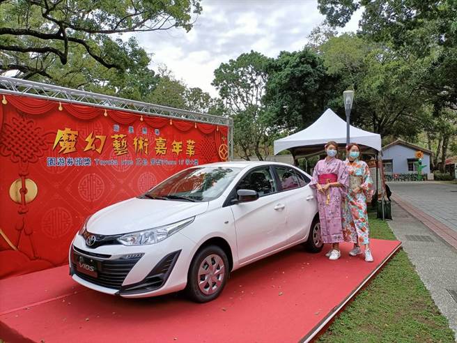 后里馬場魔幻藝術嘉年華28日正式開幕。（陳淑娥攝）