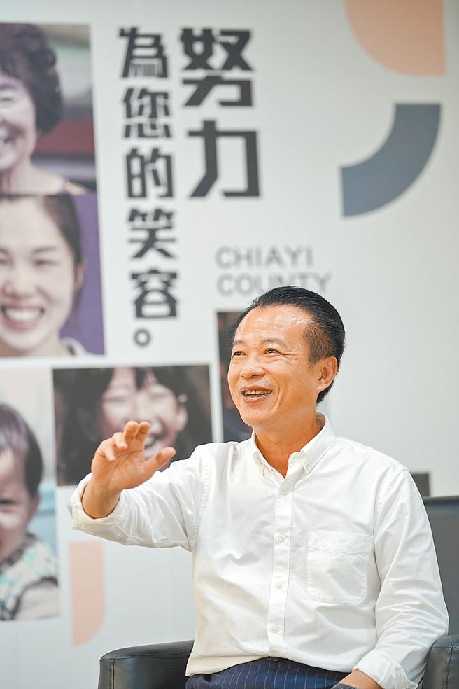 談到縣政治理分享，嘉義縣長翁章梁最常說的就是「左手抓發展」、「右手改善鄉親生活品質」。（嘉義縣政府提供／呂妍庭嘉縣傳真）