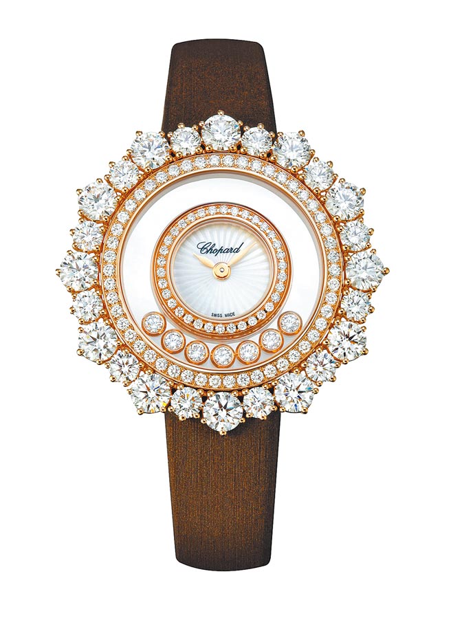 蕭邦Happy Diamonds腕表，18K玫瑰金鑲嵌24顆鑽石與7顆滑動鑽石，珍珠母貝面盤，176萬元。（CHOPARD提供）