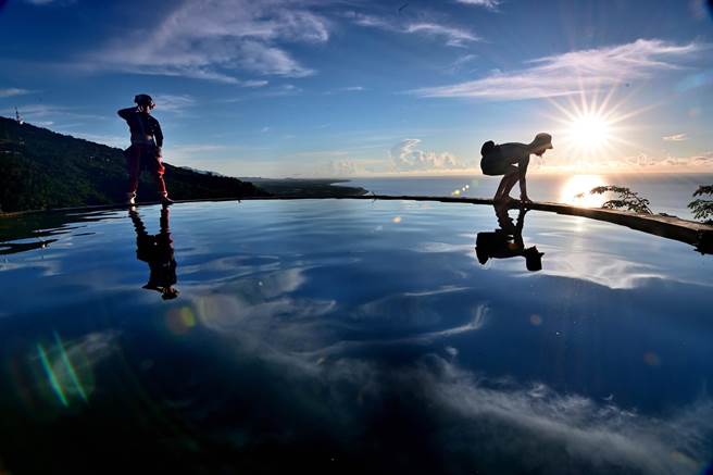 太麻里华源观景台附近的「台版天空之镜」，绝对是游台东的口袋名单之一。（庄哲权摄）   