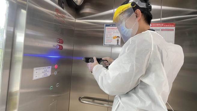 今（29）日开始为期9天的春节连续假期，新北环状线及淡海轻轨防疫措施不松懈。（捷运局提供）