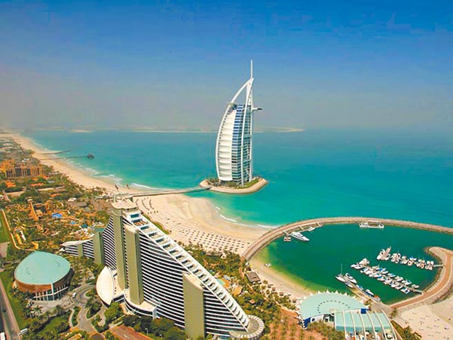 原本多架設在菲律賓的博弈網站，受疫情和菲國與大陸合作嚴打詐團、賭團成員影響令線上博弈員工被迫西進到杜拜另起爐灶，儼然成為國內詐團、賭團在海外的最新窩點。（杜拜觀光局提供）