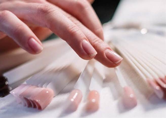 指甲并没办法定义出一个人的个性。(图/取自Pexels)