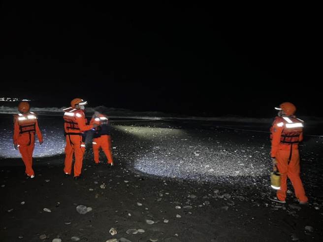 台东男除夕夜外出捕鳗苗后失踪，大年初一寻获遗体。（海巡提供／谢佳潾屏东传真）