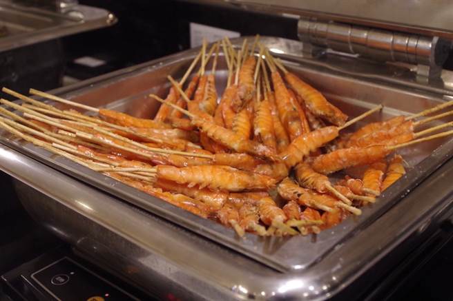 飞官餐厅内部伙食照。(图 空军司令部提供)