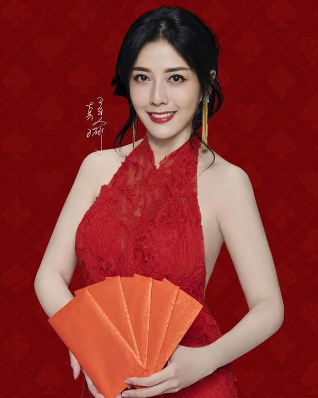 韩瑜晒出辣照拜年。（图／翻摄自angelh1209 IG）