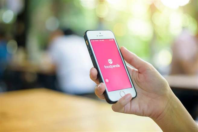 网路上近日疯传1张外送订单，顾客在备注栏不断提到「殭尸」，还一直鬼打墙似形容「殭尸」，原来他是想要店家附赠「姜丝」。（示意图/Shutterstock提供）