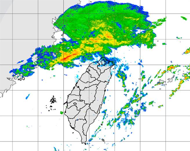 北部水氣偏多，受鋒面通過影響，今降雨逐漸往南、往東發展。（中央氣象局提供）